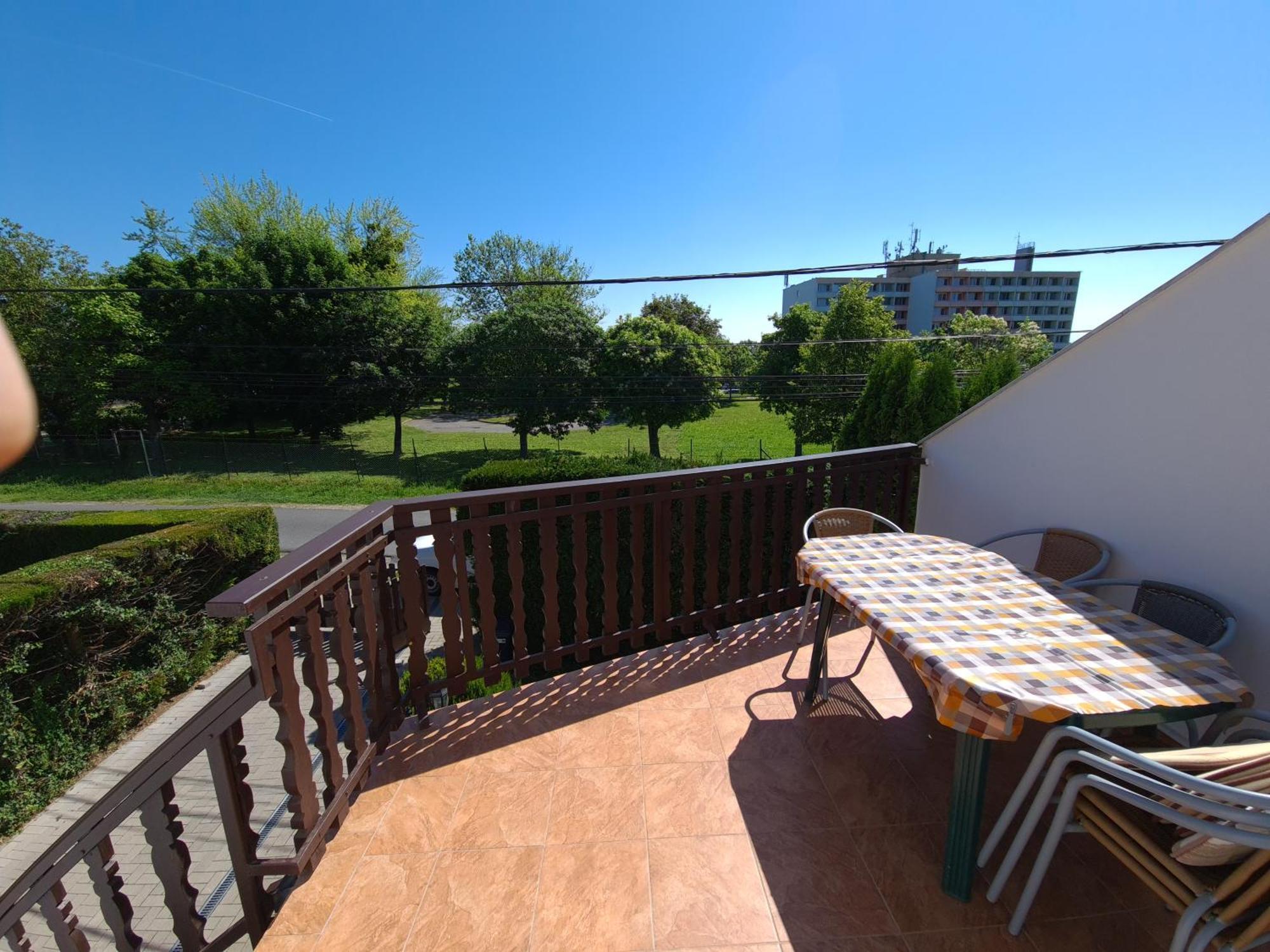 Balazs Apartman Zalakaros Exterior foto